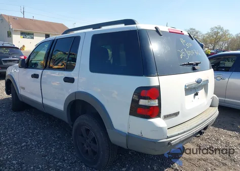 2006 Ford Explorer Xlt from USA, damaged, VIN 1FMEU73E66UB39704